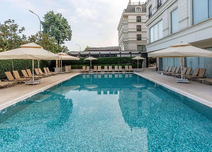 Wyndham Grand Istanbul Kalamis Marina Hotel